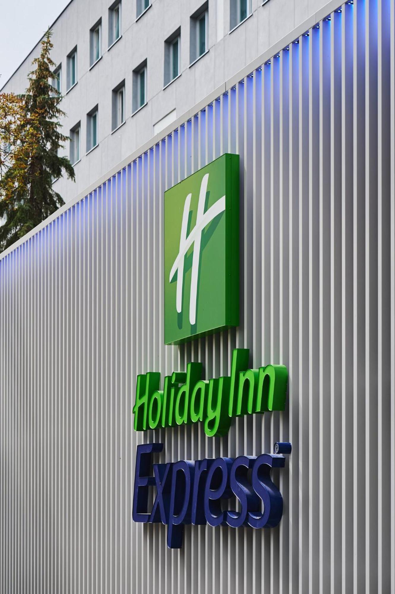 Express By Ihg 3*