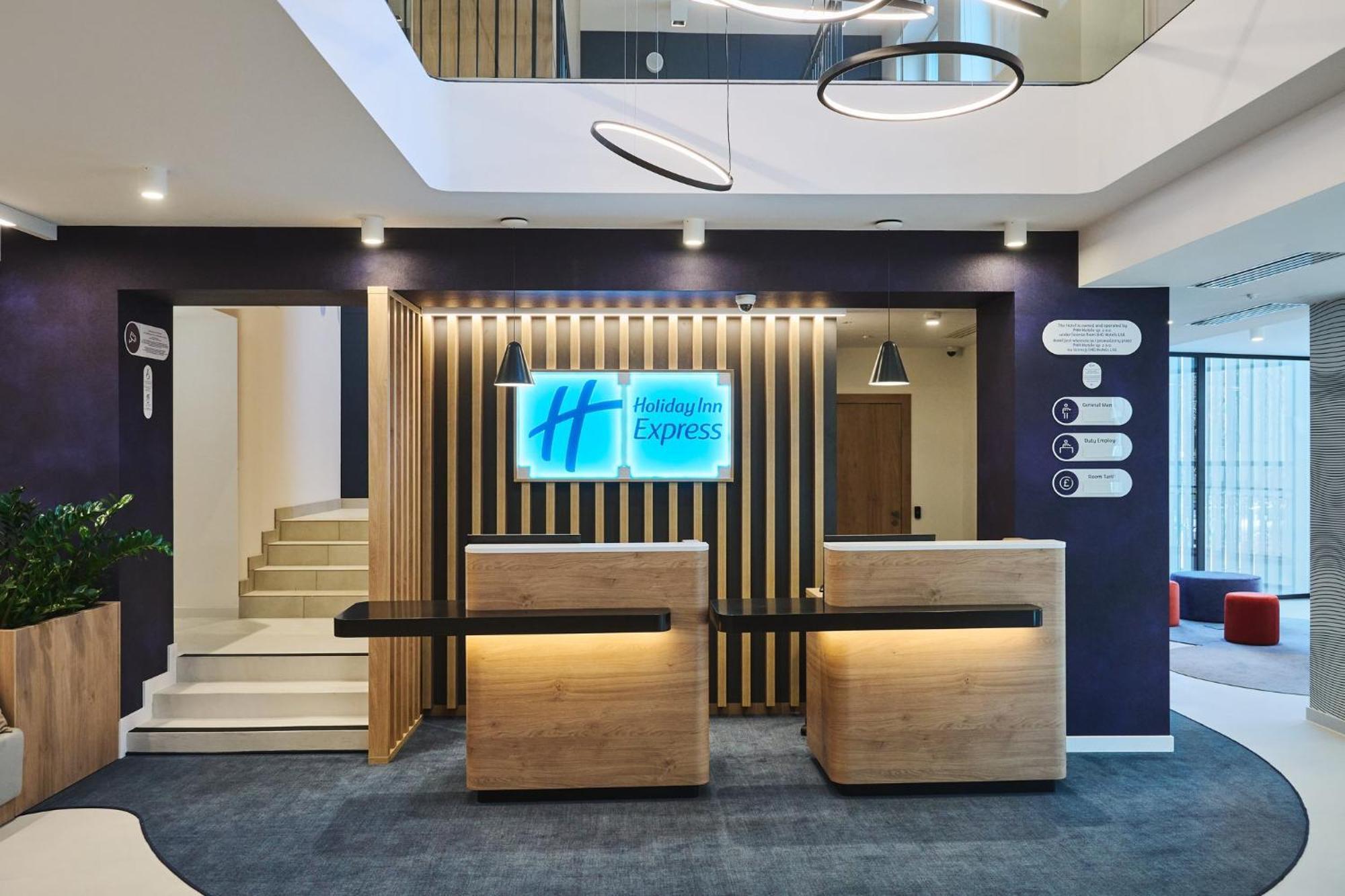 Express By Ihg Hotel 3*